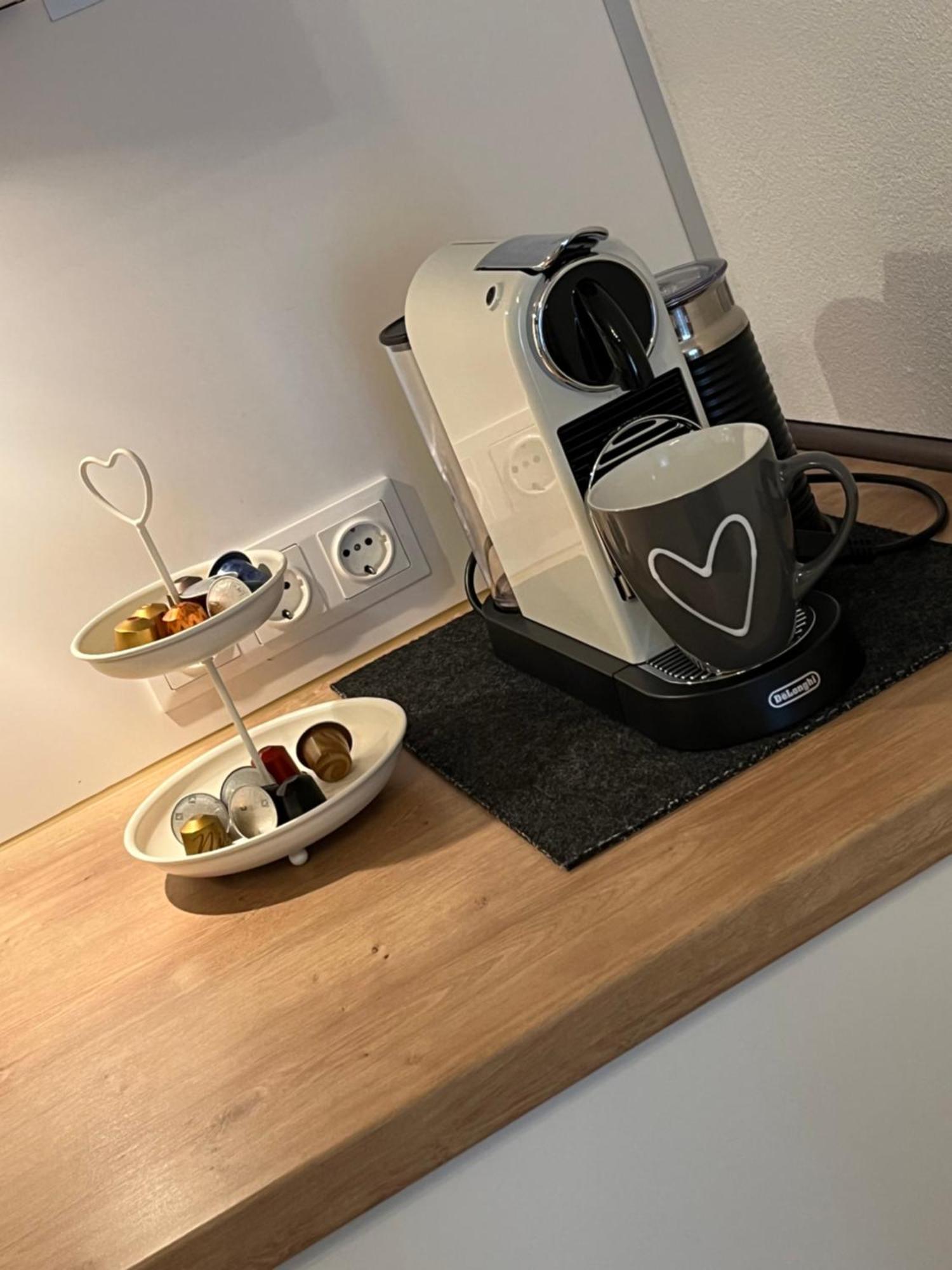 Schoene Ferienwohnung 2,5 Zimmer In Stadtnaehe Mit Eigenem Hofgarten Балинген Экстерьер фото